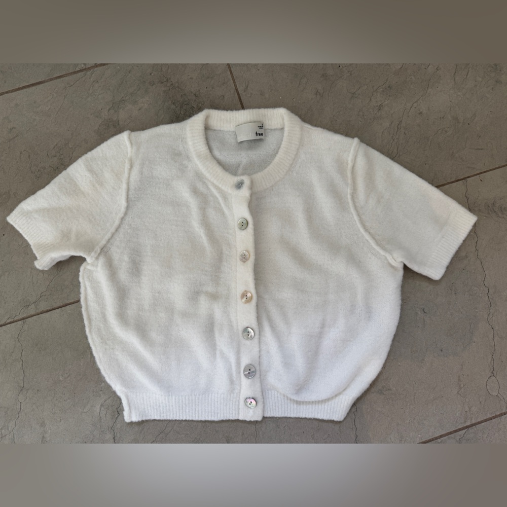 Wilfred White Button-Up crop Cardigan
